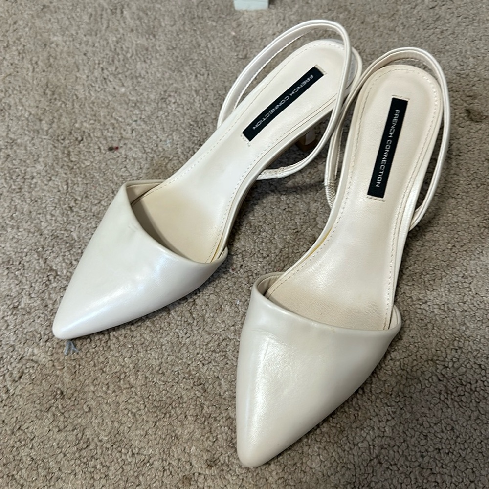 NWOT kitten heels